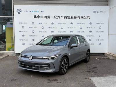 Volkswagen Golf, 2025 г., белый, 2 100 км Volkswagen Golf 2026 300TSI Pro