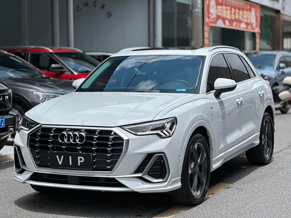 Audi 奥迪Q3, 2022 г., белый, 39 000 км