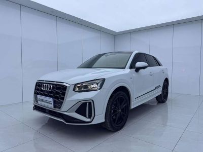 Audi Q2L, 2022 г., белый, 37 100 км Audi 奥迪Q2L, 2022 г., белый, 39 000 км