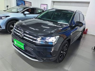 Volkswagen Tharu 2022 330TSI полный привод, комплектация «Люкс»