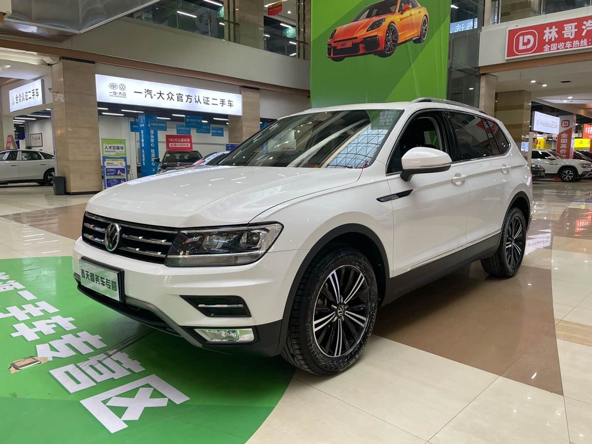 Volkswagen Tiguan L 2021 330TSI автомат одна ведущая ось комплектация «Умный комфорт»