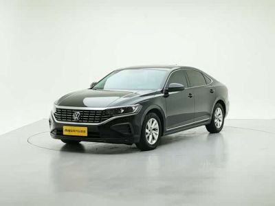 Volkswagen Passat, 2024 г., серебристый / серый, 8 700 км Volkswagen Passat 2024 280TSI комплектация «Бизнес»