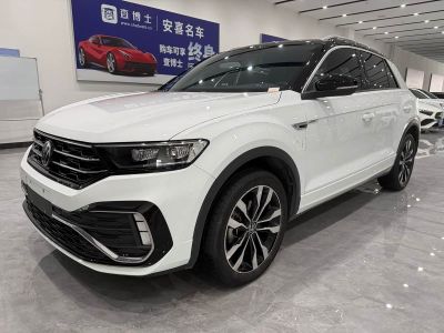 Volkswagen T-Roc, 2022 г., белый, 30 000 км Volkswagen T-Roc 2022 280TSI DSG одна ведущая ось R-Line Pro PLUS