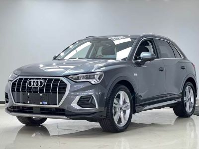 Audi 奥迪Q3, 2022 г., серебристый / серый, 18 000 км