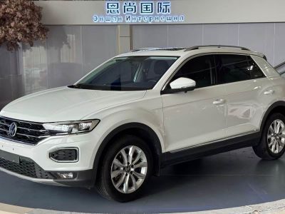 Volkswagen T-Roc, 2021 г., белый, 63 000 км Volkswagen T-Roc 2022 280TSI DSG одна ведущая ось Элита PLUS
