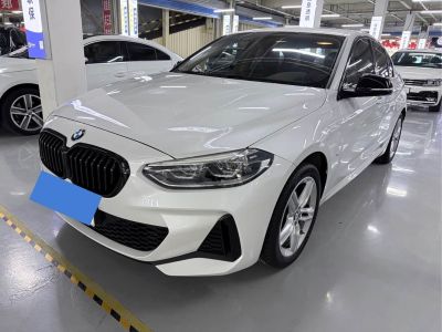 BMW 1 серия 2021 120i пакет M Sport, исполнение «Ночь»