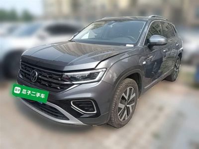 Volkswagen Tayron, 2024 г., белый, 30 000 км Volkswagen Tayron 2023 300TSI одна ведущая ось комплектация «Люкс Plus», исполнение «Цзиньцзе»