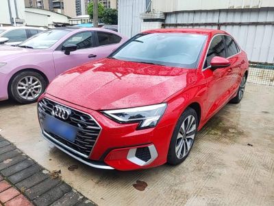Audi A3, 2023 г., красный / фиолетовый, 50 800 км