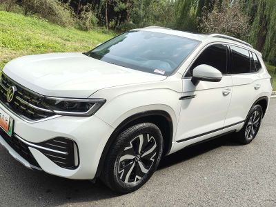 Volkswagen Tayron GTE, 2023 г., белый, 71 900 км Volkswagen Tayron GTE 2023 280TSI комплектация «Люкс Plus», исполнение «Цзиньцзе»