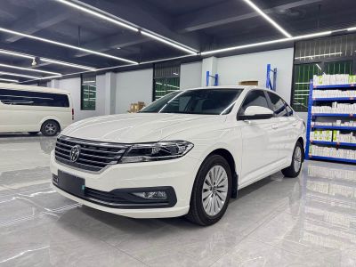 Volkswagen Lavida, 2021 г., белый, 40 000 км Volkswagen Lavida 2021 1.5L Автомат Комфорт