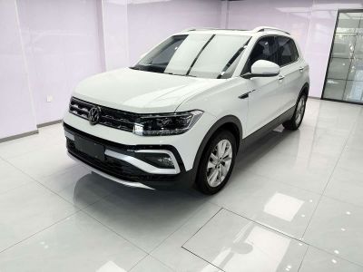 Volkswagen T-Cross, 2021 г., красный / фиолетовый, 37 000 км Volkswagen T-Cross 2022 280TSI DSG Комфорт