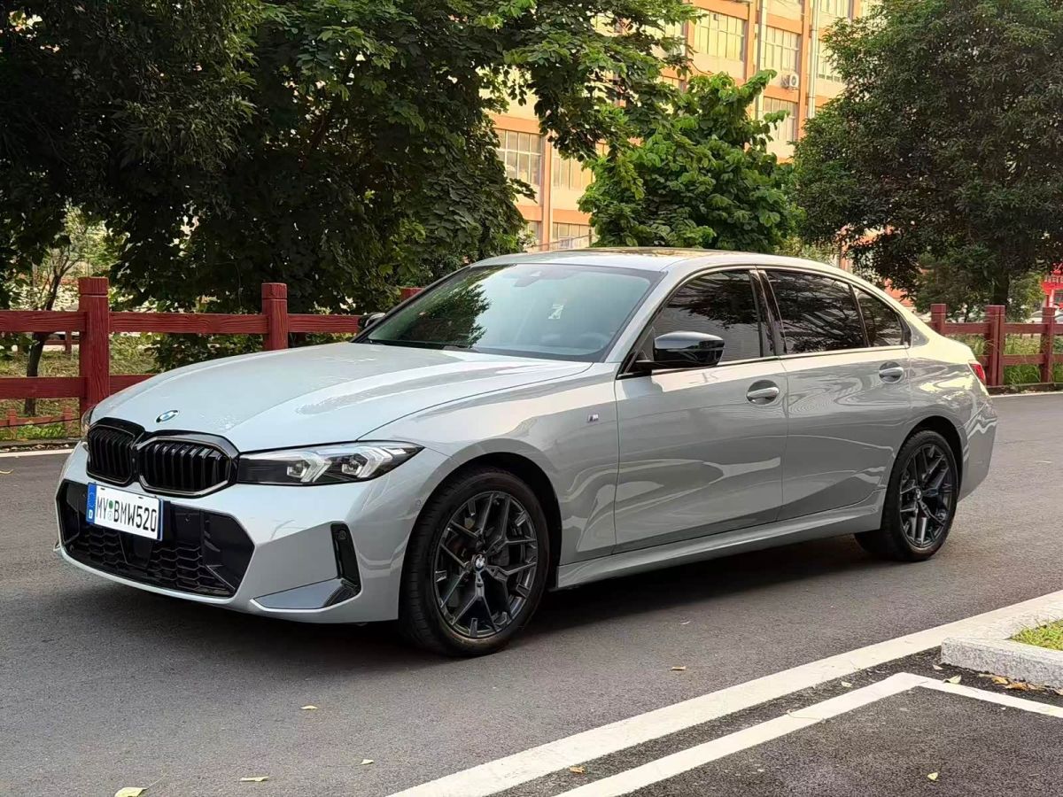 BMW 3 серия, 2026 г., серебристый / серый, 10 100 км BMW 3 серия 2026 330Li пакет M Sport, исполнение «Ночь»