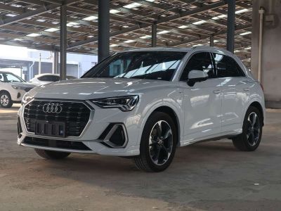 Audi 奥迪Q3, 2023 г., белый, 10 000 км