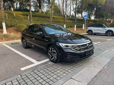 Volkswagen Sagitar, 2023 г., чёрный, 32 800 км Volkswagen Sagitar 2023 280TSI DSG комплектация «Чаоюэ Lite»