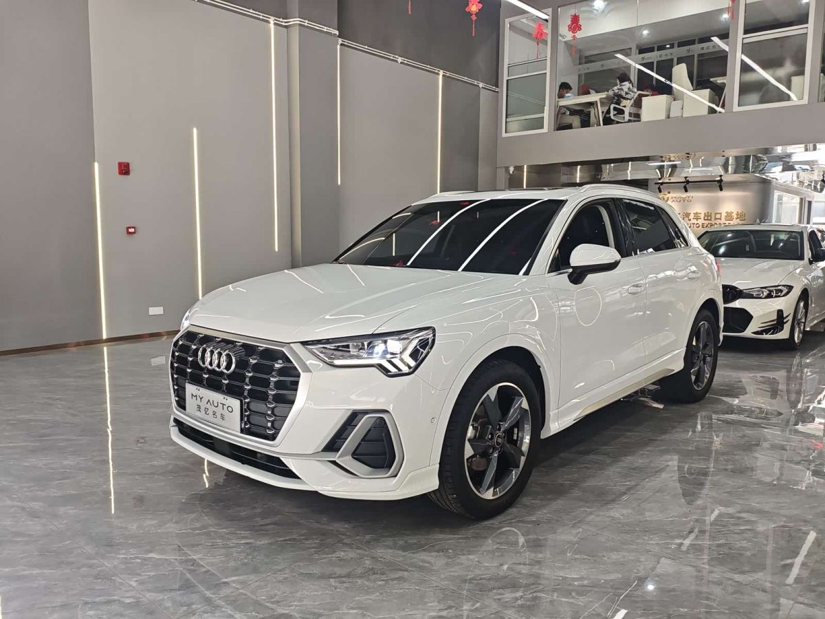 Audi 奥迪Q3, 2022 г., белый, 23 000 км