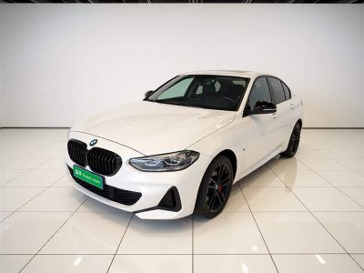 BMW 1 серия 2021 125i пакет M Sport, исполнение «Ночь»