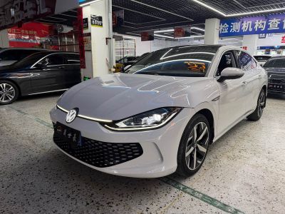 Volkswagen Golf, 2026 г., серебристый / серый, 2 300 км Volkswagen Lamando 2022 Lamando L 280TSI DSG комплектация «Кула»