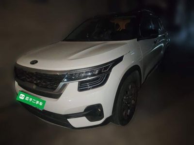 Kia KX3傲跑, 2021 г., белый, 35 400 км