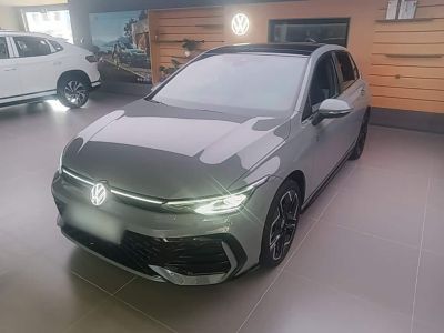 Volkswagen Golf, 2026 г., серебристый / серый, 2 300 км Volkswagen Golf 2025 обновлённая версия 300TSI R-Line