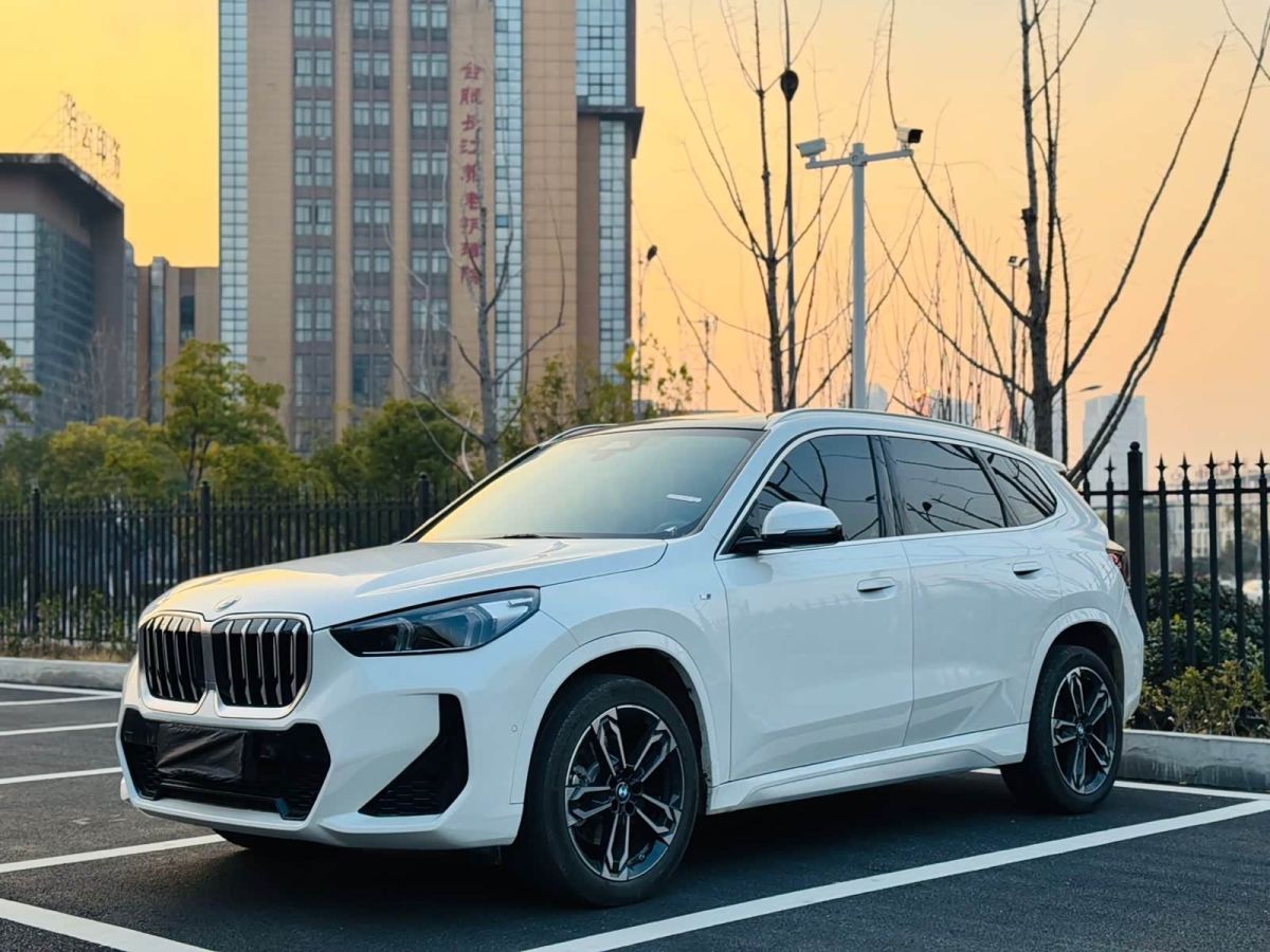 BMW X1 2023 sDrive25Li пакет M Sport
