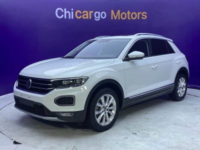 Volkswagen T-Roc, 2022 г., белый, 49 000 км Volkswagen T-Roc 2022 280TSI DSG одна ведущая ось Элита PLUS