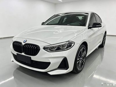 BMW 1 серия 2022 125i пакет M Sport, исполнение «Ночь»