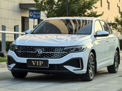 Volkswagen Lavida, 2025 г., чёрный, 28 500 км Volkswagen Lavida 2026 1.5L автомат исполнение «Звёздное небо» пять миллионов версия