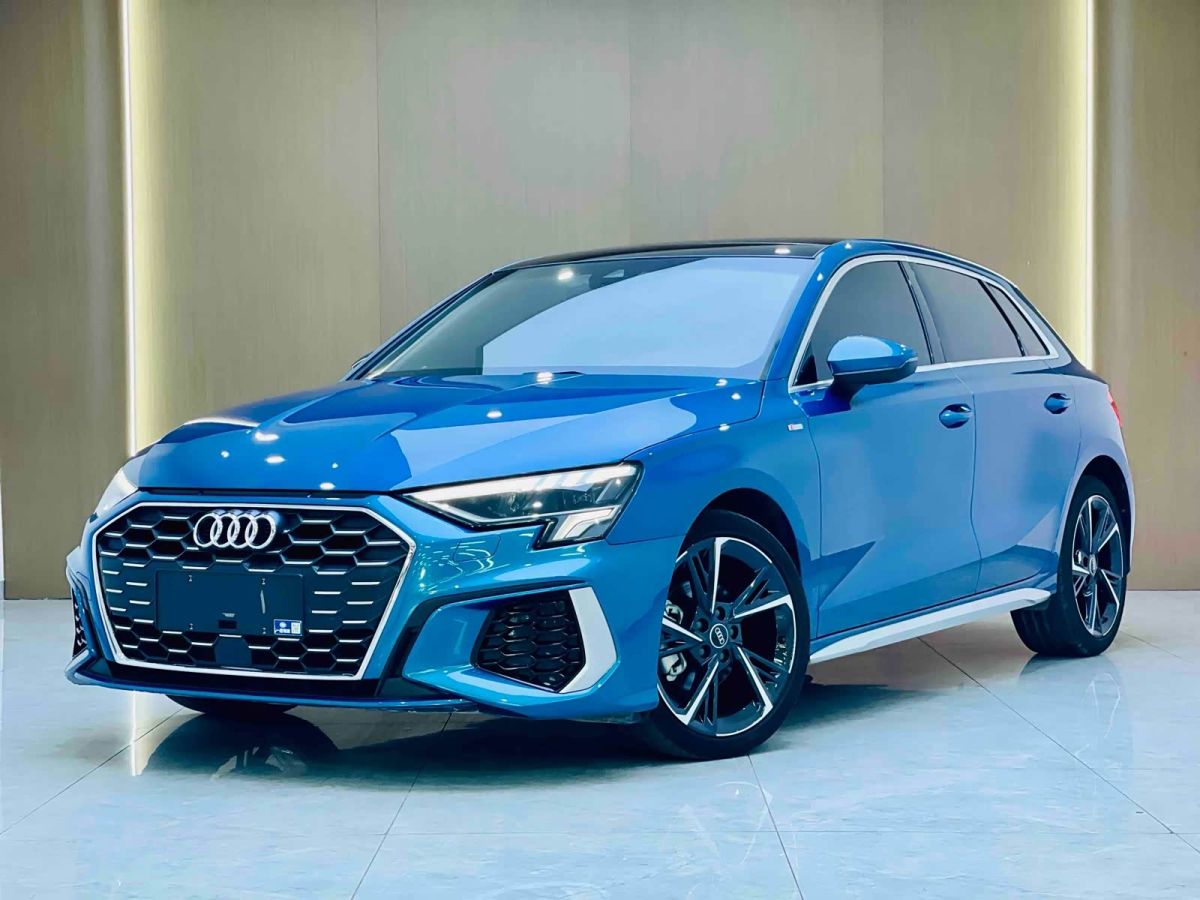 Audi A3, 2023 г., синий, 59 000 км