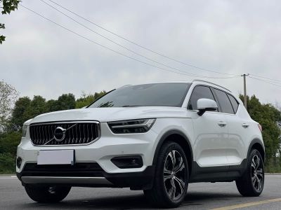 Volvo 沃尔沃XC40, 2021 г., белый, 70 000 км