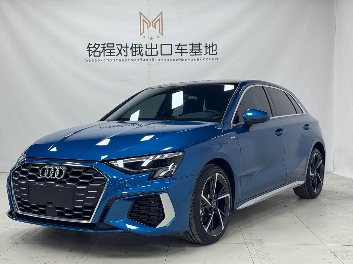 Audi A3, 2023 г., синий, 58 000 км Audi A3, 2023 г., синий, 58 000 км