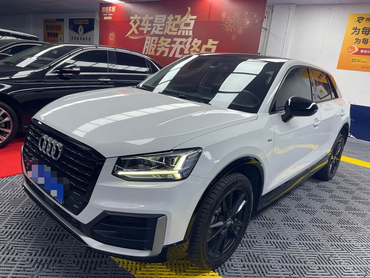 Audi 奥迪Q2L, 2021 г., белый, 78 000 км