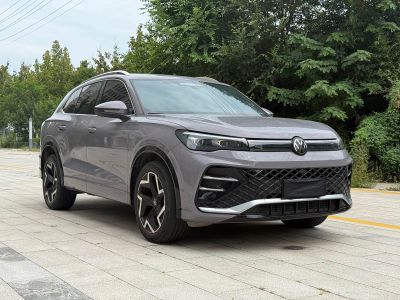 Volkswagen Tiguan L, 2024 г., красный / фиолетовый, 24 000 км Volkswagen Tiguan L 2025 PRO 380TSI одна ведущая ось Чжилин версия