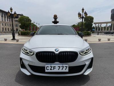 BMW 1 серия 2023 120i пакет M Sport, исполнение «Ночь»