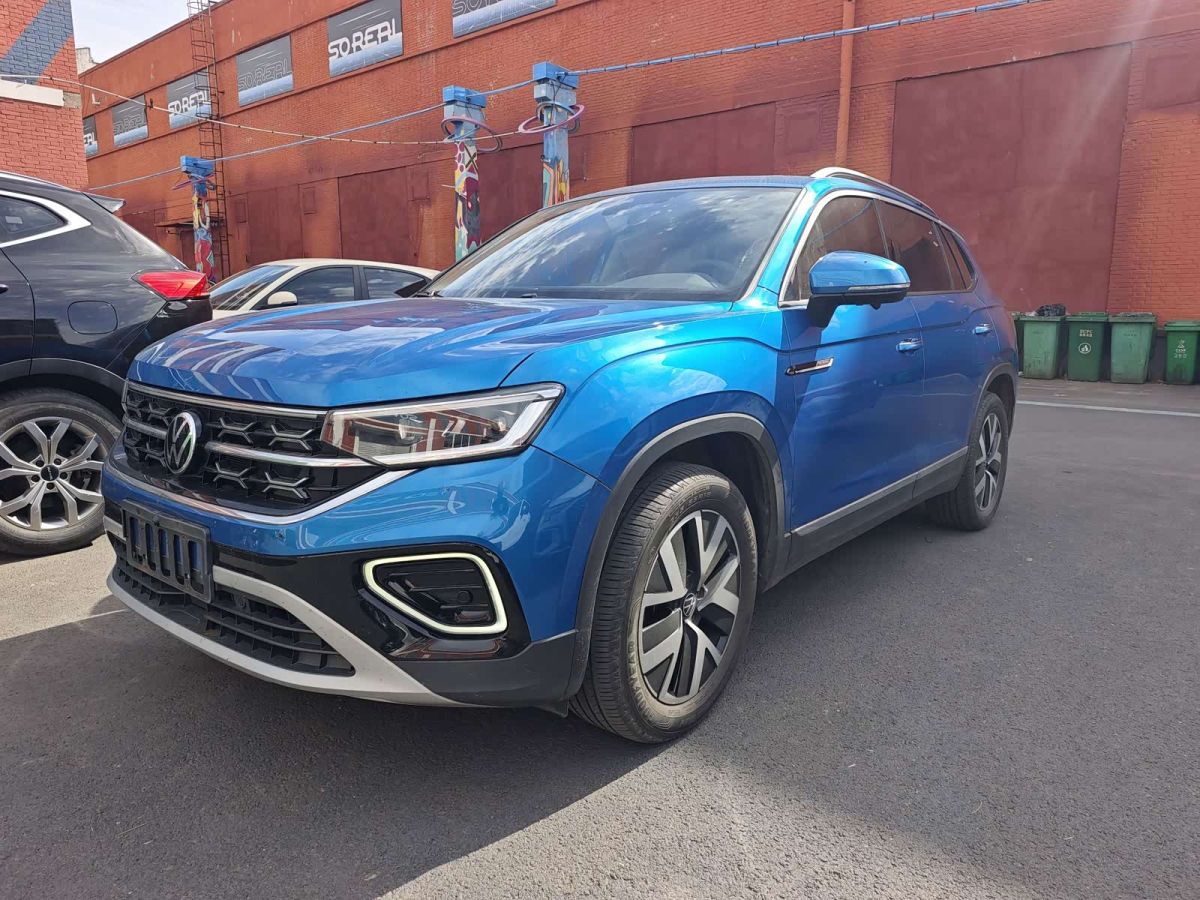 Volkswagen Tayron 2023 280TSI одна ведущая ось комплектация «Люкс Plus», исполнение «Цзиньцзе»