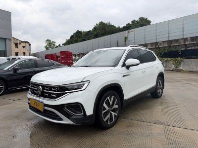 Volkswagen Tayron 2023 300TSI одна ведущая ось комплектация «Люкс Plus», исполнение «Цзиньцзе»