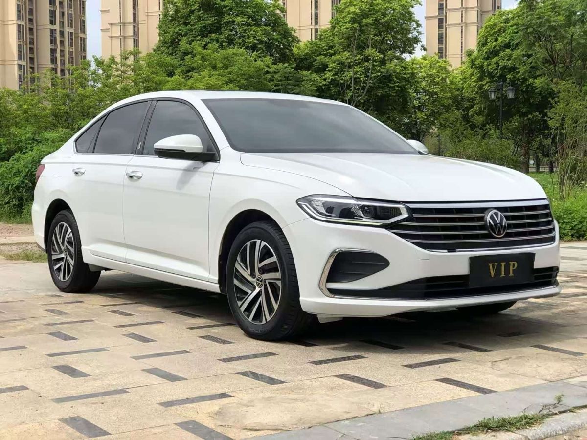 Volkswagen Lavida 2023 1.5L автомат исполнение «Звёздное небо» пять миллионов версия