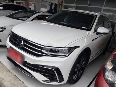 Volkswagen Tiguan L, 2021 г., белый, 58 000 км Volkswagen Tiguan L 2022 330TSI автомат одна ведущая ось R-Line комплектация «Юэсян»
