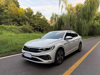 Volkswagen Bora, 2023 г., шампань / коричневый, 40 000 км Volkswagen Bora 2024 300TSI DSG комплектация «Цзуньсин»