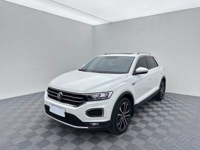 Volkswagen T-Roc, 2022 г., белый, 49 000 км Volkswagen T-Roc 2022 280TSI DSG одна ведущая ось Комфорт PLUS