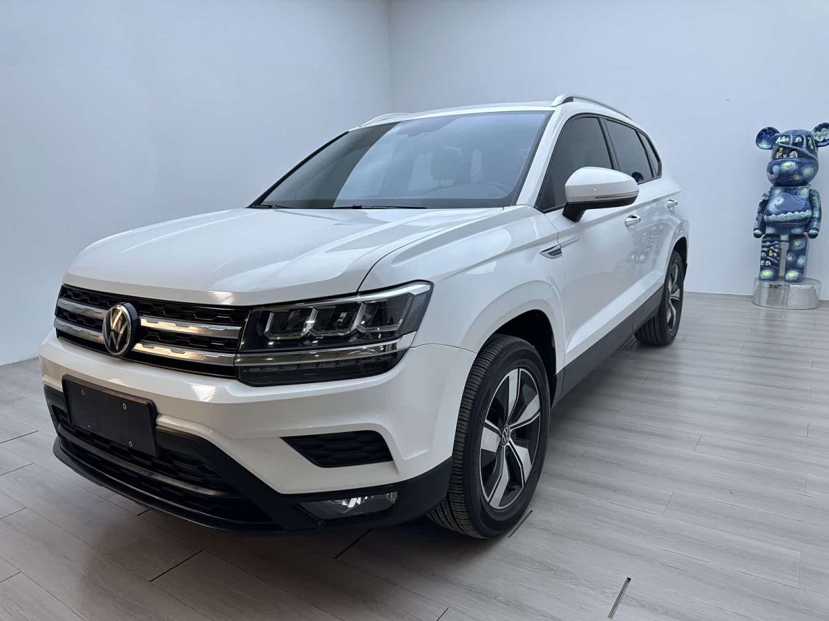 Volkswagen Tharu 2022 280TSI одна ведущая ось Люкс