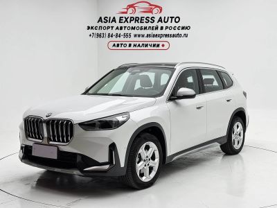 BMW X1, 2023 г., белый, 29 000 км BMW X1 2023 sDrive20Li X设计套装