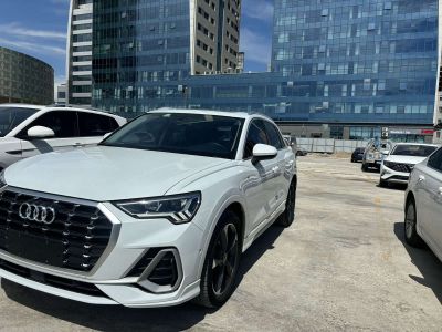 Audi Q3, 2022 г., белый, 67 000 км Audi 奥迪Q3, 2022 г., белый, 68 000 км