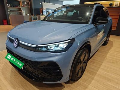 Volkswagen Tiguan L, 2024 г., красный / фиолетовый, 24 000 км Volkswagen Tiguan L 2024 PRO 380TSI полный привод R-Line Чжицзунь версия