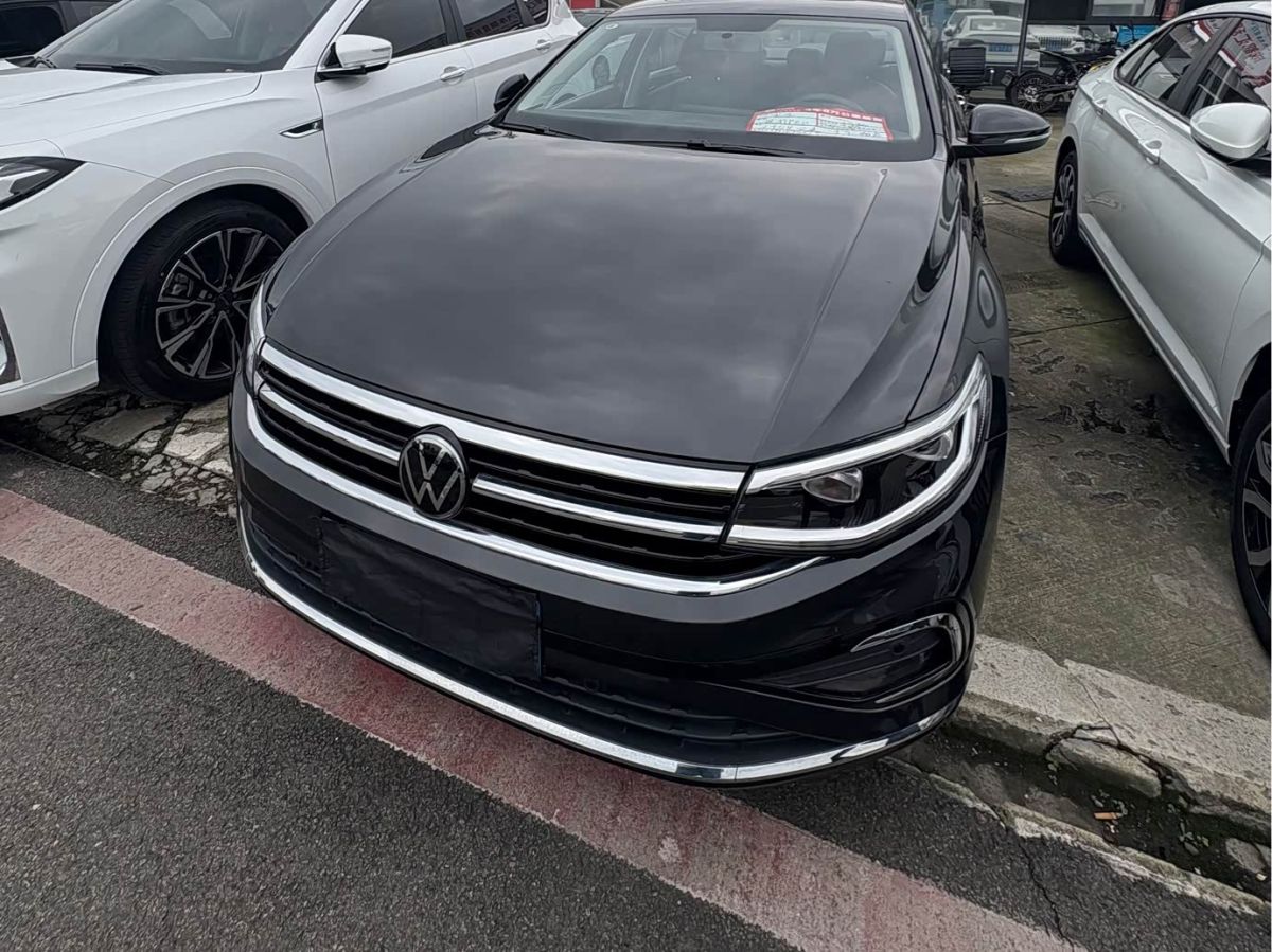Volkswagen Bora, 2024 г., чёрный, 2 000 км Volkswagen Bora 2024 200TSI DSG Юэсин PROверсия
