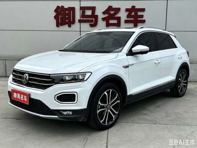 Volkswagen T-Roc, 2022 г., белый, 39 000 км Volkswagen T-Roc 2022 280TSI DSG одна ведущая ось Комфорт PLUS