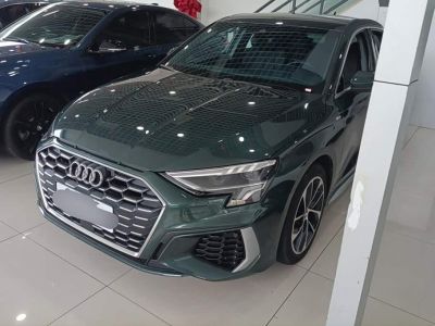 Audi A3, 2021 г., белый, 33 000 км Audi A3, 2021 г., зелёный, 49 000 км