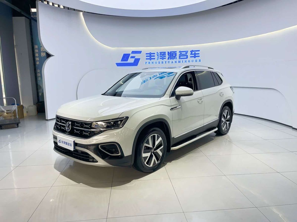 Volkswagen Tayron 2023 330TSI одна ведущая ось комплектация «Люкс Plus», исполнение «Цзиньцзе»
