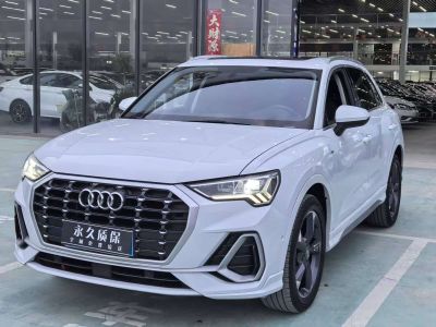 Audi Q3, 2021 г., белый, 72 100 км Audi 奥迪Q3, 2021 г., белый, 77 000 км