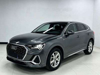 Audi 奥迪Q3 Sportback, 2022 г., серебристый / серый, 74 000 км