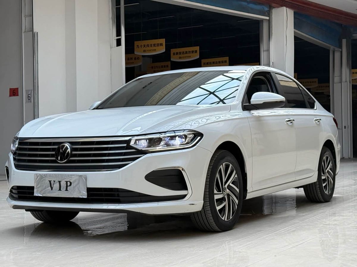 Volkswagen Lavida, 2023 г., белый, 44 000 км Volkswagen Lavida 2023 280TSI DSG комплектация «Маньи»